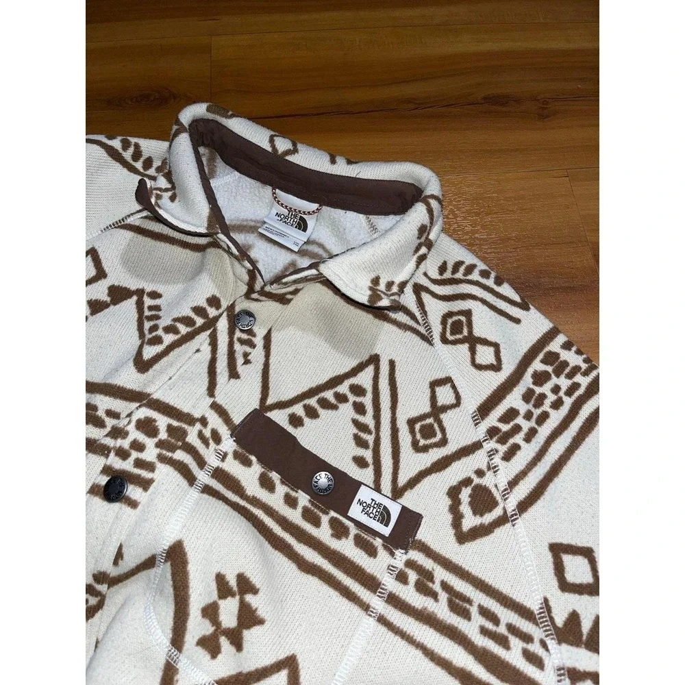 Mens The North Face Gordon Lyons Aztec Print Snap Button Shirt Jacket Shacket